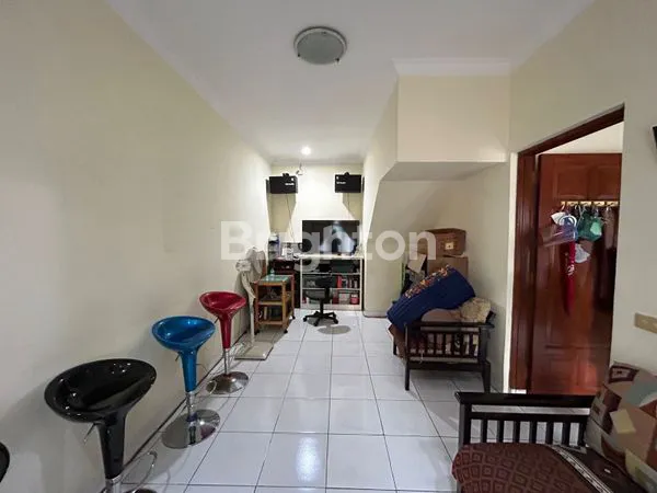 image RUMAH FULL FUNISHED TAMAN SURYA 5 (5)