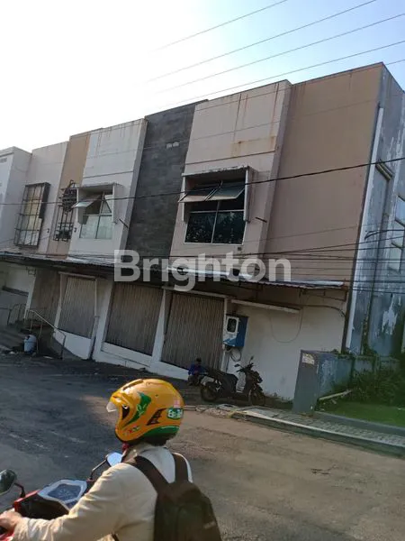 image GEDUNG KOMERSIAL 2 LANTAI STRATEGIS SEMARANG ATAS (3)