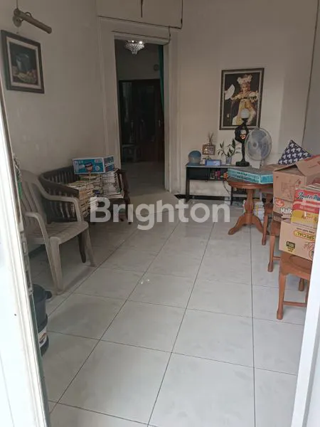 image RUMAH KLAMPIS SEMOLO (6)