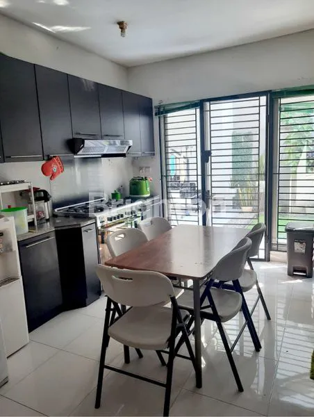 image DIJUAL MURAH RUMAH 2 LANTAI KAWASAN PREMIUM ARGENIA DEKAT KE PINTU TOL SENTUL CITY (4)