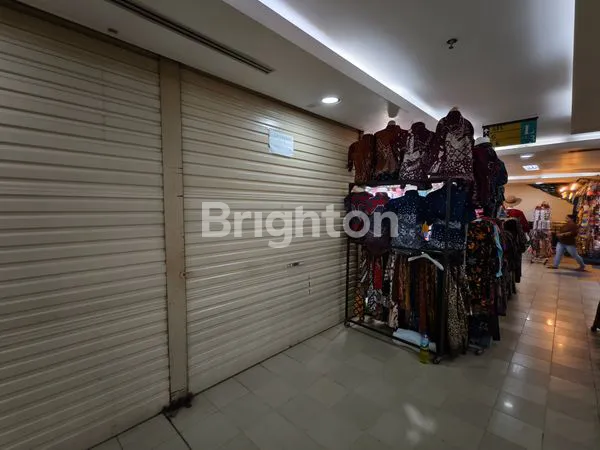 image PUSAT RETAIL TERBESAR DIANTARA JAKARTA PUSAT DAN JAKARTA UTARA (4)