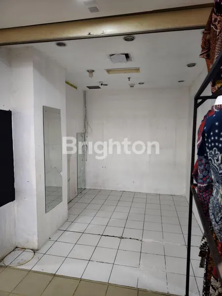 image PUSAT RETAIL TERBESAR DIANTARA JAKARTA PUSAT DAN JAKARTA UTARA (6)