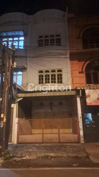 image RUKO 3,5 LANTAI STRATEGIS DI JALAN MADONG LUBIS MEDAN KOTA (1)