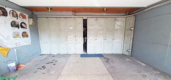 image RUMAH 3 LANTAI DI SARIASIH SARIJADI BANDUNG (1)