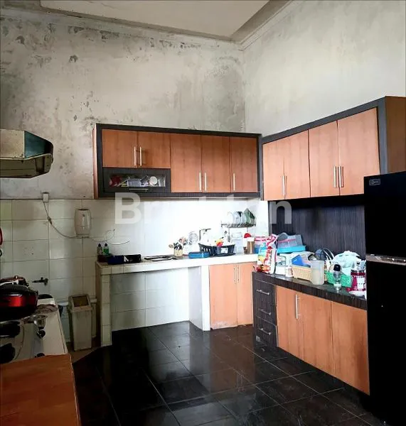 image RUMAH POSISI HOOK SIAP HUNI DENGAN LEBAR TANAH 20 METER DAERAH DEKAT GIVENCY ONE JL GAPERTA UJUNG KAPTEN SUMARSONO (6)