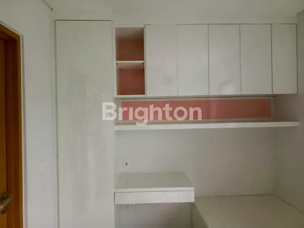 image RUMAH MEWAH 2 LANTAI FULLY FURNISHED DI IMAJI HOUSE BSD (4)