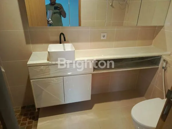 image RUMAH MEWAH 2 LANTAI FULLY FURNISHED DI IMAJI HOUSE BSD (6)