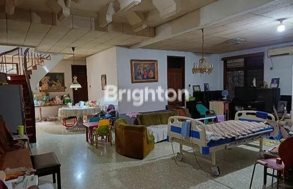 image RUMAH MEWAH  SEMI - FURNISHED DI LEBAK BULUS FATMAWATI JAKARTA SELATAN (5)