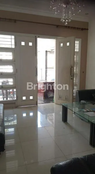 image RUMAH MEWAH INDAH DURENSAWIT KALIMALANG (4)