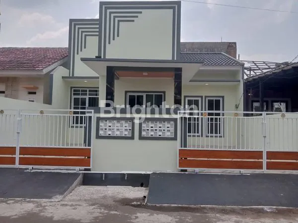 image RUMAH ASRI 3KT 2KM CLUSTER AKASIA, ONE GATE SYSTEM & FULL RENOVASI (1)