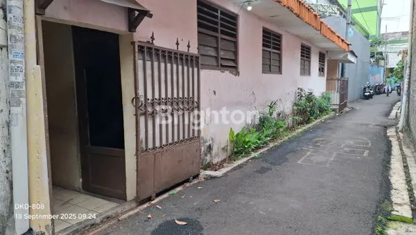 image BANGUNAN DAN TANAH PINGGIR JALAN KEBAYORAN LAMA (2)