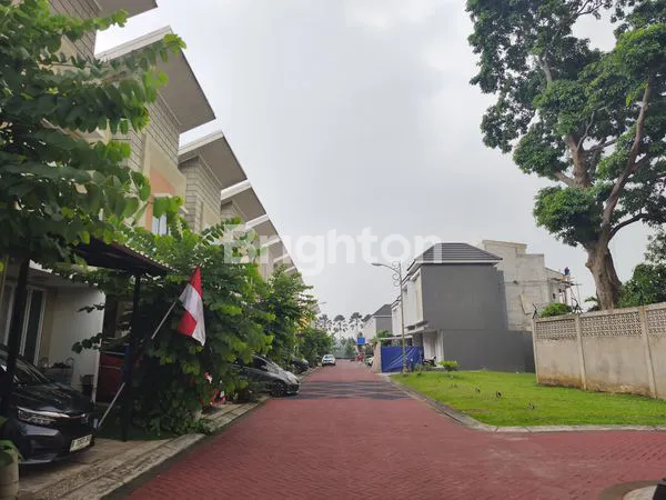 image RUMAH SEWA 2 LANTAI CLUSTER ARCADIA GADING SERPONG, HARGA TERJANGKAU (8)