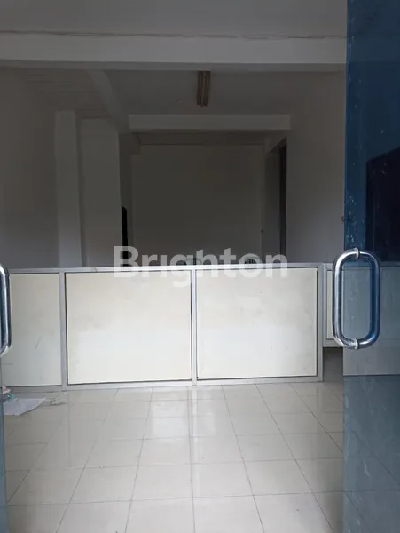 image 2 RUKO (3 LANTAI) LOSS JEMURSARI SURABAYA COCOK BUAT KANTOR ATAU USAHA LAINNYA (1)