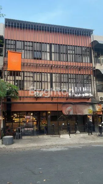 image RUKO STRATEGIS MANYAR KERTOARJO, 3 LANTAI 390M² (1)