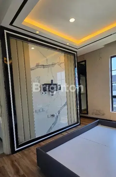 image PINEWOOD GRAND KENJERAN MODERN MEWAH SEMI FURNISH (6)