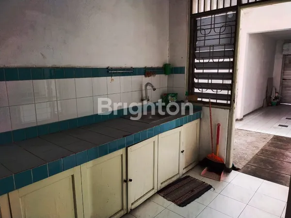 image PENJARINGAN ASRI TERAWAT SIAP PAKAI DEKAT RAYA MERR (4)