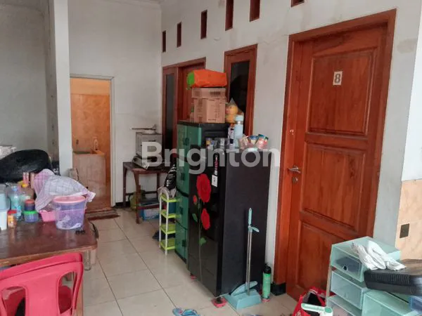 image RUMAH MEWAH 10 KAMAR TIDUR HADAP SELATAN DEKAT CIPUTRA WORLD (5)