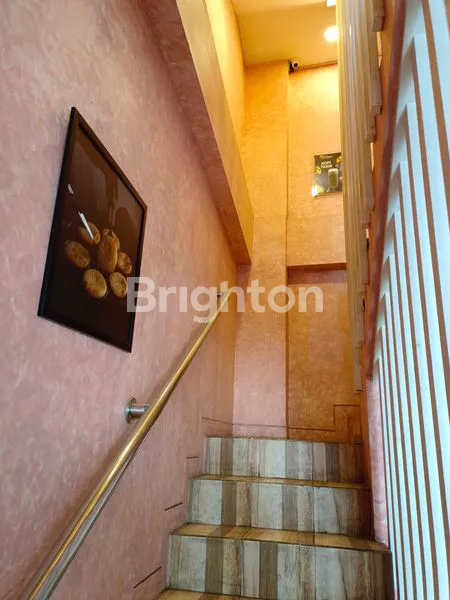 image RUKO MEWAH 4 LANTAI DI JALAN UTAMA SUHAT, DEKAT UB (4)