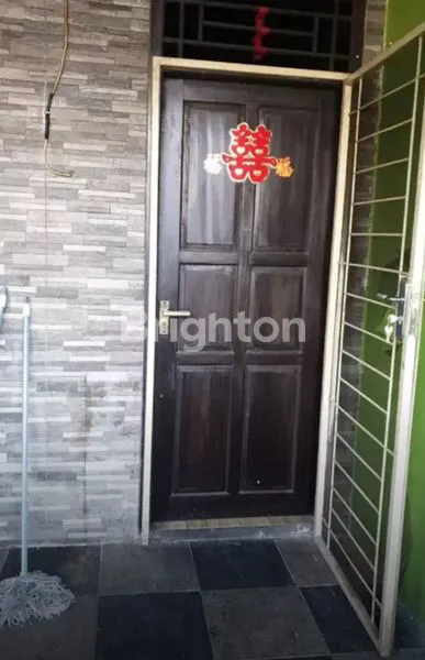 image KONTRAKAN 3 LANTAI STRATEGIS DI JELAMBAR, DEKAT PASAR & SEKOLAH (3)