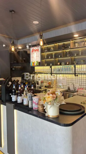 image RUKO STRATEGIS MANYAR KERTOARJO, 3 LANTAI 390M² (3)