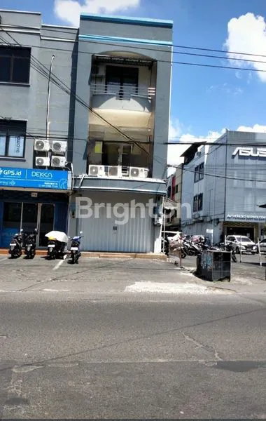 image RUKO 3 LT SIAP PAKAI SANGAT STRATEGIS DAN RAMAI POSISI HOOK SANGAT COCOK UNTUK INVESTASI DIKOMPLEK RUKO MILENIA KLAMPIS JAYA DEKAT BRATANG, NGINDEN, MERR (1)