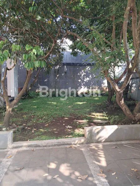 image HUNIAN LUAS 700M² DENGAN 8 KAMAR TIDUR DI PERUMAHAN ELITE CIMAHI (7)