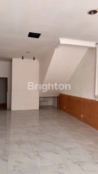 image RUKO 2 LANTAI HYBRIDA KELAPA GADING SIAP BISNIS, BARU RENOVASI (3)