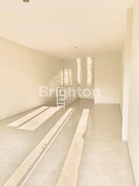 image RUKO 2 LANTAI STRATEGIS DI JALAN CANDI, DEKAT TIDAR (4)