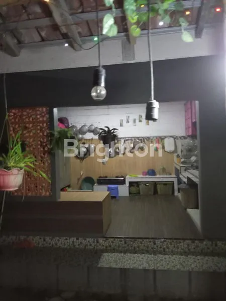 image RUMAH MEWAH 2 LANTAI DI JEMBER, 4KT, DEKAT KANTOR CAMAT (5)