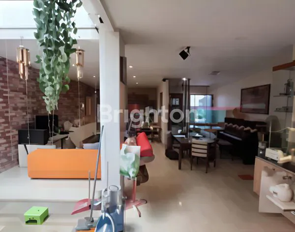 image DIJUAL RUMAH STRATEGIS DI TOMANG, JAKARTA BARAT (2)