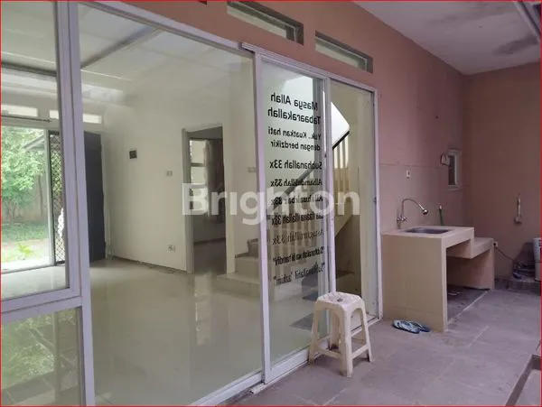 image HUNIAN MEWAH 2 LANTAI DEKAT STASIUN KRL PONDOK RANJI, BINTARO (4)