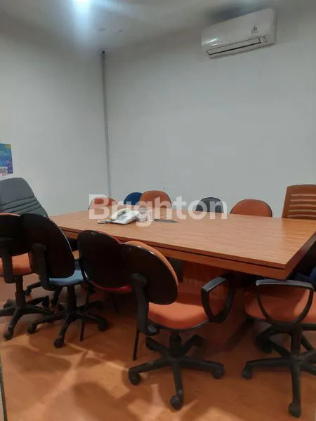 image RUMAH KANTOR  3 LANTAI SANGAT STRATEGIS DI JOHAR BARU JAKARTA PUSAT (3)