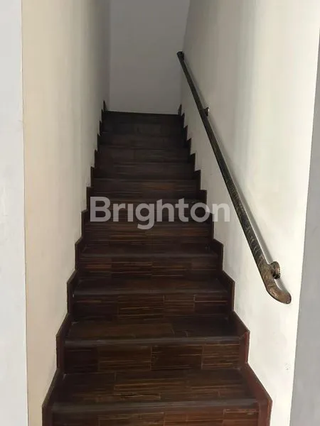 image VILLA REGENCY MELATI 3 LANTAI FULLY FURNISHED SHM SIAP HUNI (2)