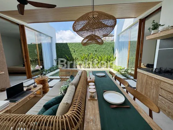 image VILLA SHM SIAP HUNI DENGAN ROI 15% DI KEROBOKAN BALI (4)