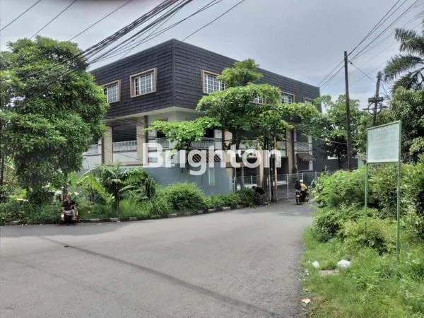 DISEWAKAN GEDUNG KANTOR 4 LANTAI – LOKASI  SRATEGIS  KALIMALANG