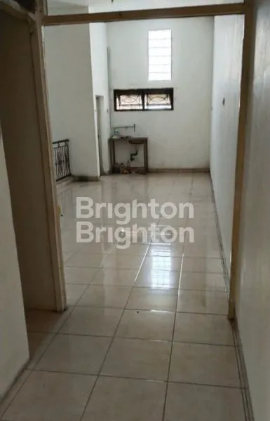 image RUKO 2 LANTAI SIAP PAKAI KOTA MOJOKERTO  (3)