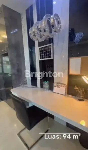 image VOILA CIPUTRA WORLD PRIVATE LIFT FULL FURNISH 2 BR VIEW CITY & MOUNTAIN (3)