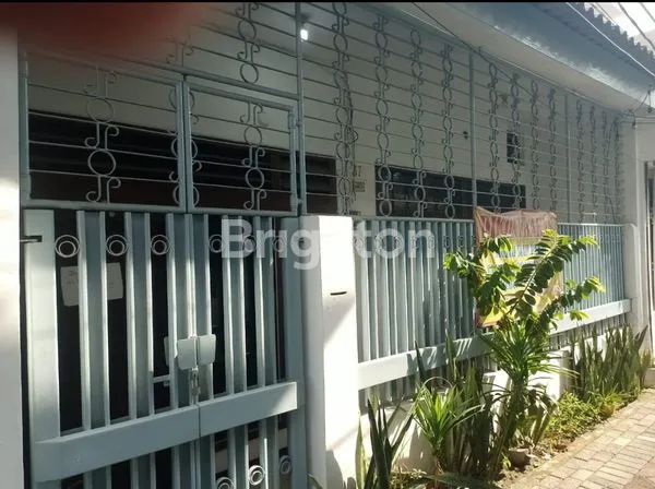 image DIJUAL RUMAH DUA LANTAI , BANGUNAN BARU RENOVASI DI KAPASAN DALAM SURABAYA  (1)