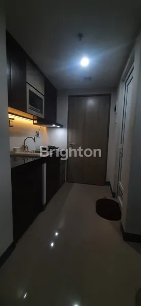 image APARTEMEN 1BR FULLY FURNISHED LANTAI TINGGI (7)