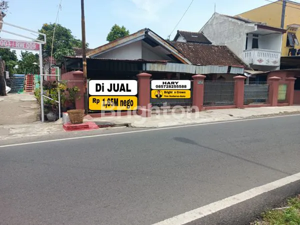 image DI JUAL TANAH BONUS RUMAH DEPAN AKSES JALAN RAYA LOKASI DI TENGAH KOTA DEKAT DENGAN INFRASTRUKTUR PENTING! (1)