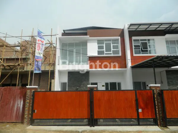 image DI JUAL RUMAH (1)