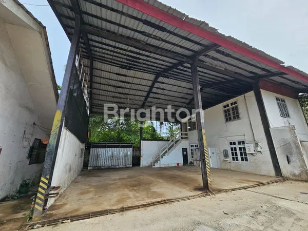 image KANTOR DAN WORKSHOP BESERTA LAHAN MULAWARMAN BALIKPAPAN POROS JALAN (2)