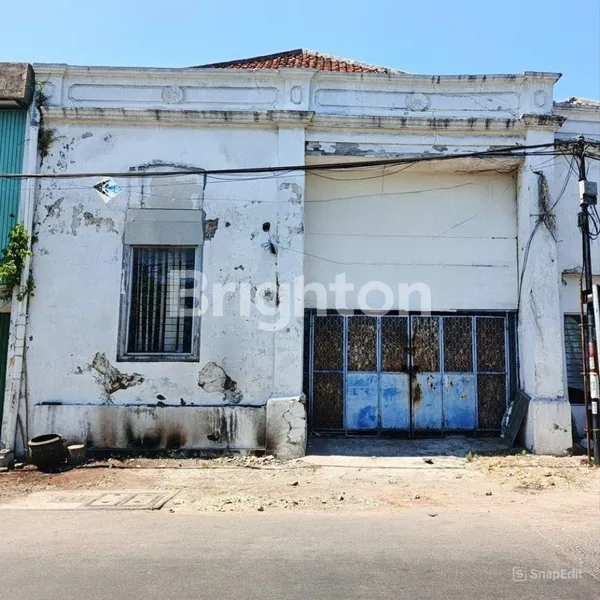 image DIJUAL BANGUNAN TERLETAK DI PUSAT KOTA SURABAYA COCOK DIGUNAKAN CAFE,RESTO,RUKO (1)