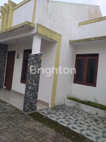 image RUMAH DI KOMPLEK HARREL HOUSE JL ABDUL HAKIM  KEL PADANG BULAN SELAYANG L KEC MEDAN SELAYANG KODYA MEDAN SUMUT (7)