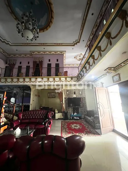 image RUMAH 2 LANTAI 7 KAMAR, TANAH 400 M. PINGGIR JALAN RAYA, DEKAT STASIUN DAN TOL (5)