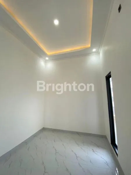 image DIJUAL RUMAH MEWAH TINGGAL PAKAI (6)