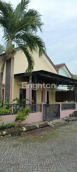 RUMAH SHM 120M² DEKAT PASAR SIDOHARJO LAMONGAN