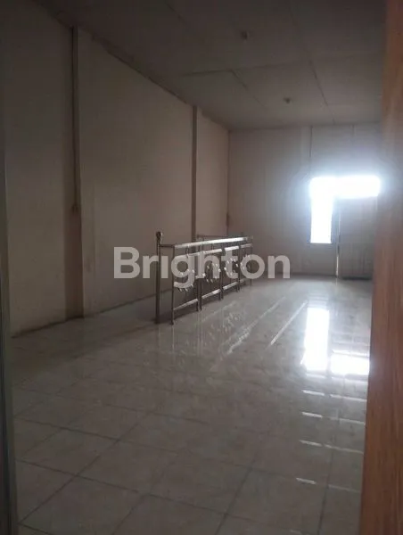 image RUKO BETON 2 LT STRATEGIS SEI RAYA DALAM PONTIANAK (5)