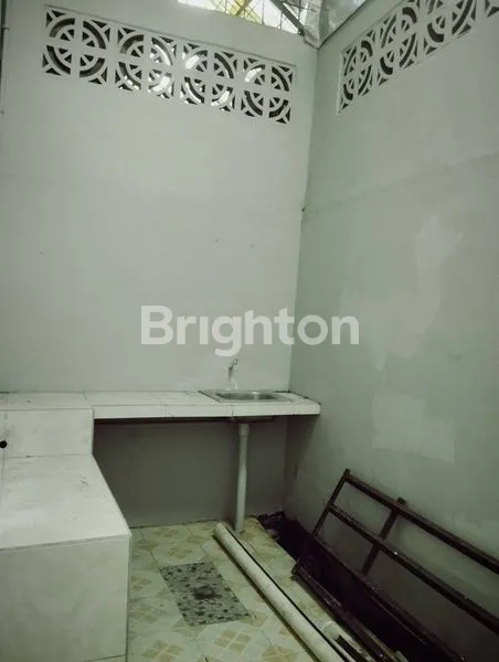 image RUKO BETON 2 LT STRATEGIS SEI RAYA DALAM PONTIANAK (8)