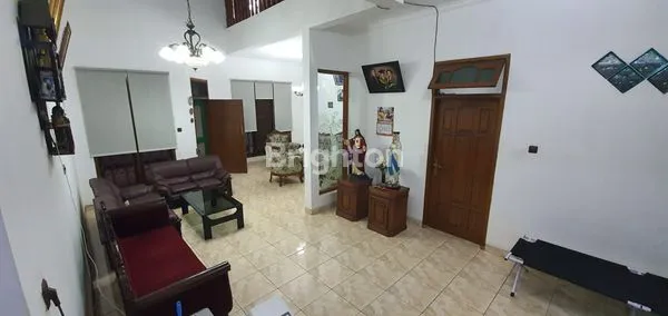 image RUMAH 2 LANTAI STRATEGIS DI BUMI SATRIA KENCANA BEKASI (4)